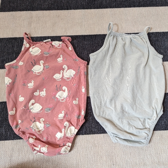 H&M 2 Pack Bodysuit 12M - Picture 2 of 5